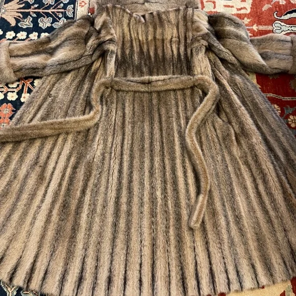 Bergorf Goodman Vintage Blush-Black Cross Mink Full Length Fur Coat - Picture 8 of 16